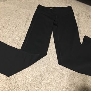 Old navy active bootcut pants size medium
